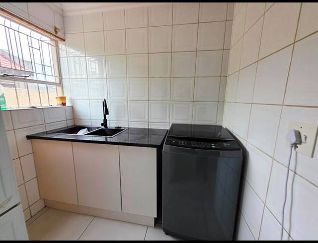 3 BEDROOM HOUSE FOR SALE IN ESTHER PARK